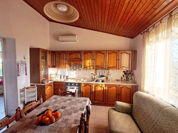 casa indipendente in vendita ad Ispica in zona Santa Maria del Focallo