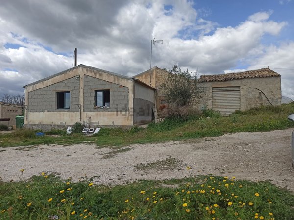 casa indipendente in vendita ad Ispica