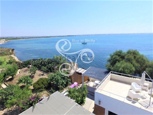 casa indipendente in vendita ad Ispica