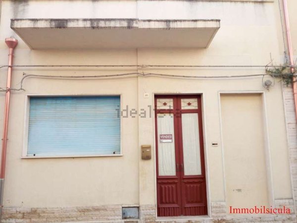 casa indipendente in vendita ad Ispica