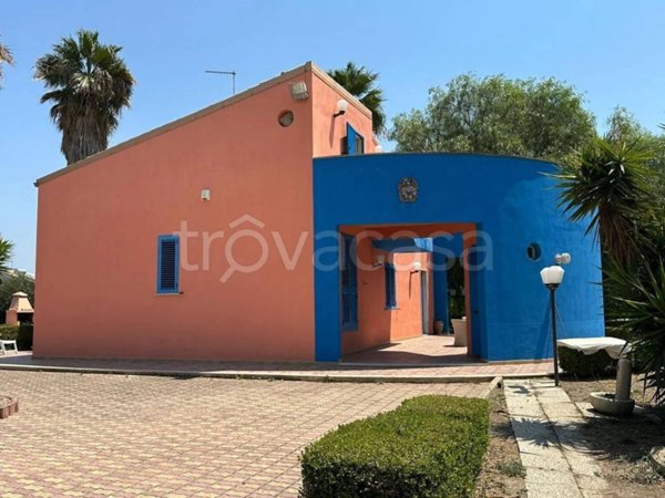 casa indipendente in vendita ad Ispica