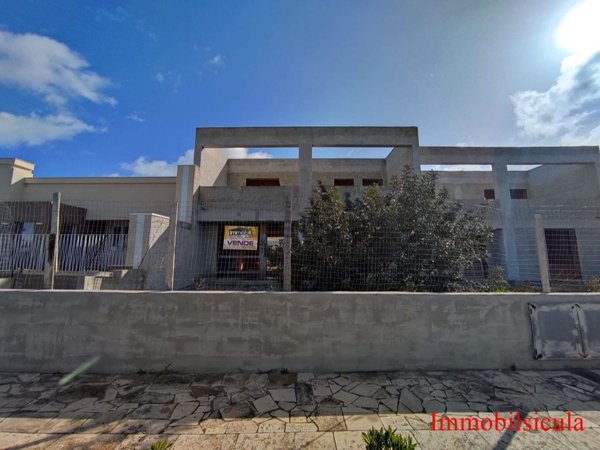 casa indipendente in vendita ad Ispica