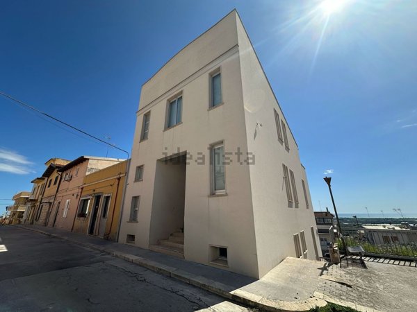 casa indipendente in vendita ad Ispica