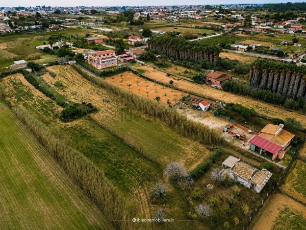 appartamento in vendita ad Ispica in zona Santa Maria del Focallo