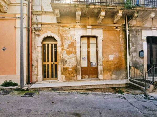 casa indipendente in vendita ad Ispica