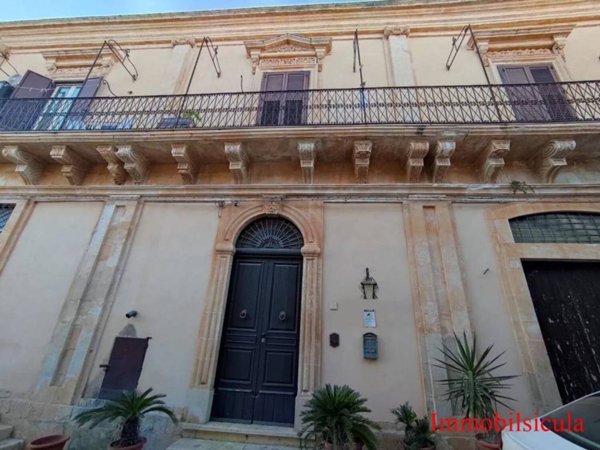 casa indipendente in vendita ad Ispica