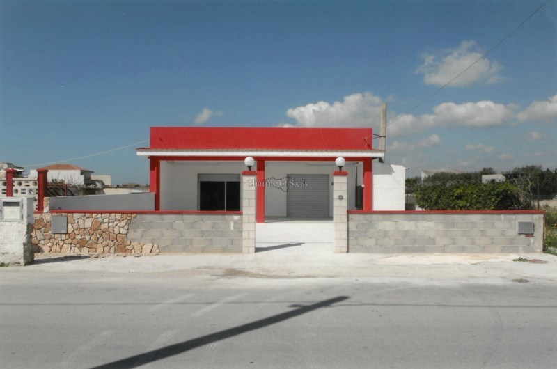 casa indipendente in vendita ad Ispica