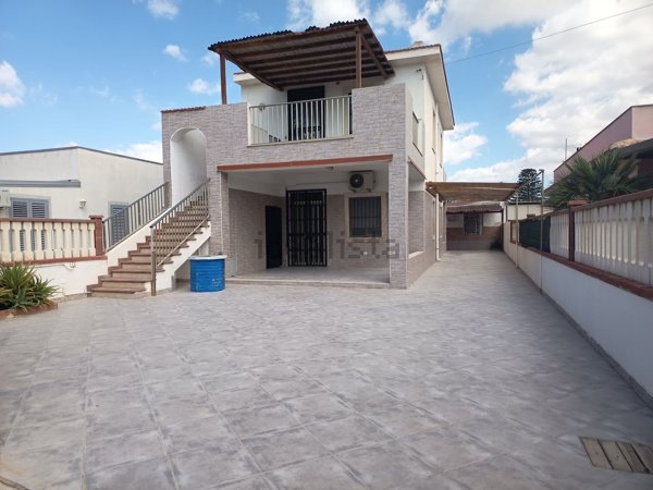 casa indipendente in vendita ad Ispica