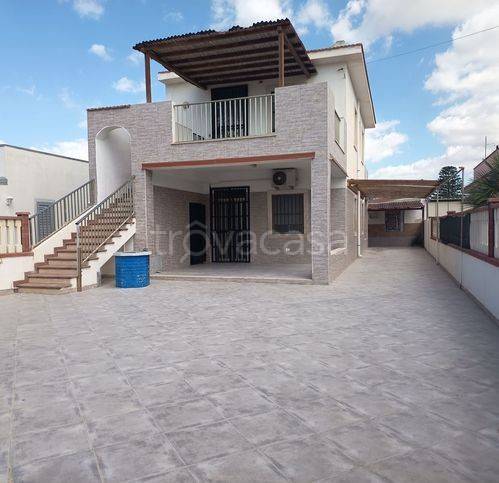 casa indipendente in vendita ad Ispica