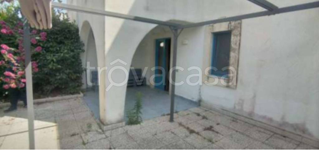 appartamento in vendita ad Ispica in zona Santa Maria del Focallo