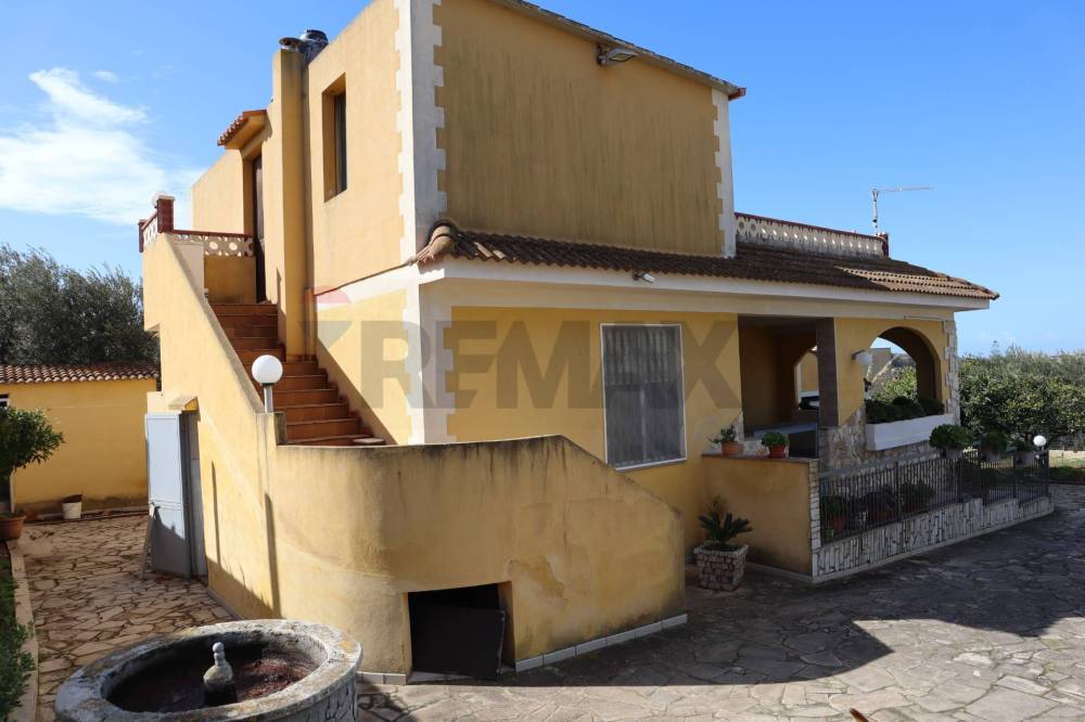 casa indipendente in vendita ad Ispica