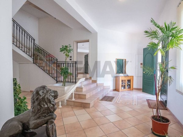 casa indipendente in vendita ad Ispica