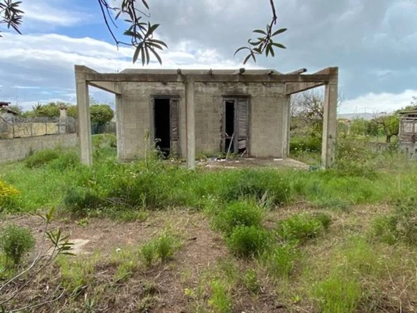 casa indipendente in vendita ad Ispica in zona Santa Maria del Focallo
