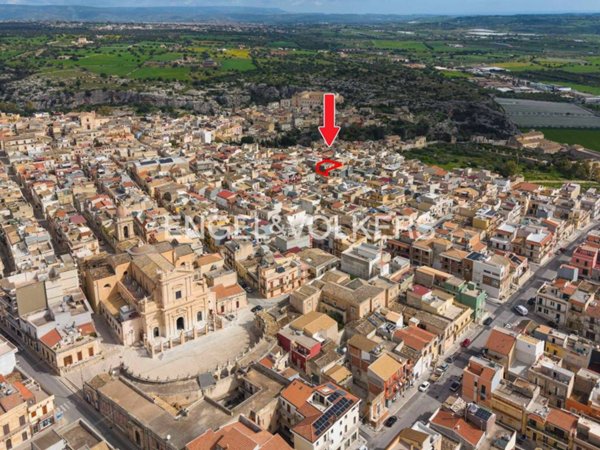 casa indipendente in vendita ad Ispica