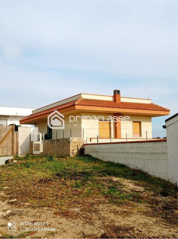 casa indipendente in vendita ad Ispica in zona Santa Maria del Focallo