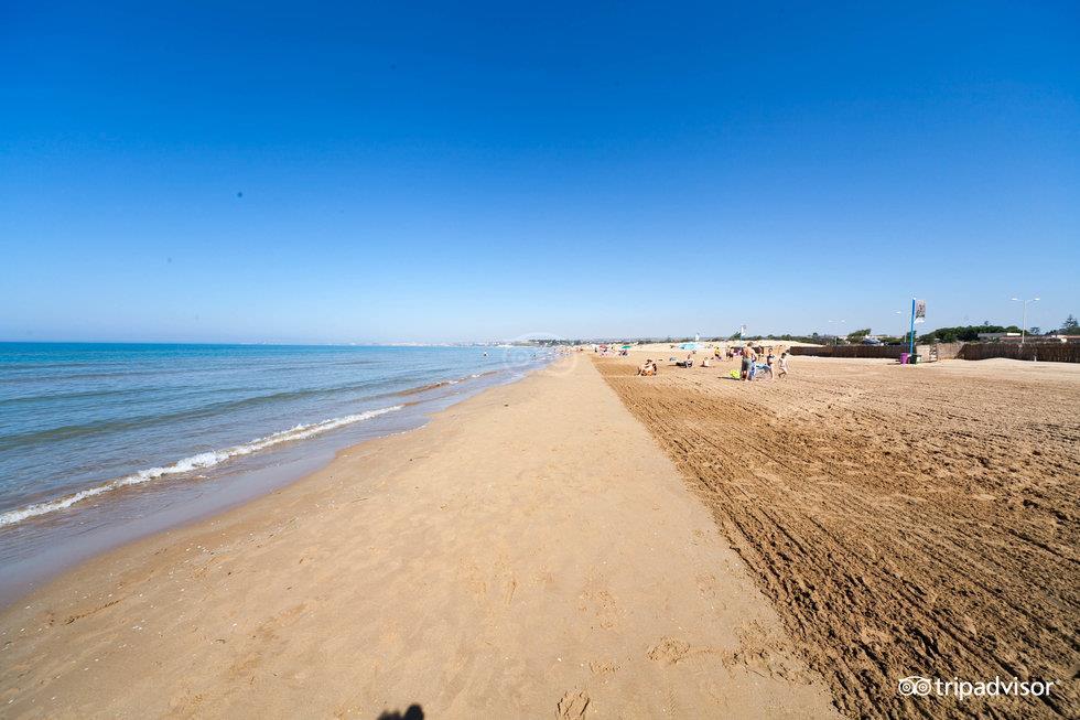 casa indipendente in vendita ad Ispica in zona Santa Maria del Focallo