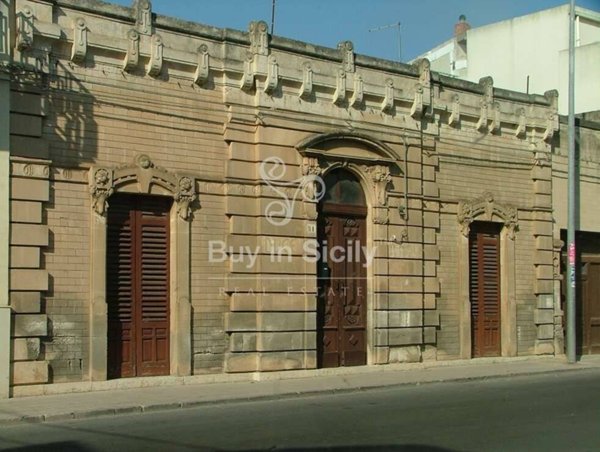 casa indipendente in vendita ad Ispica