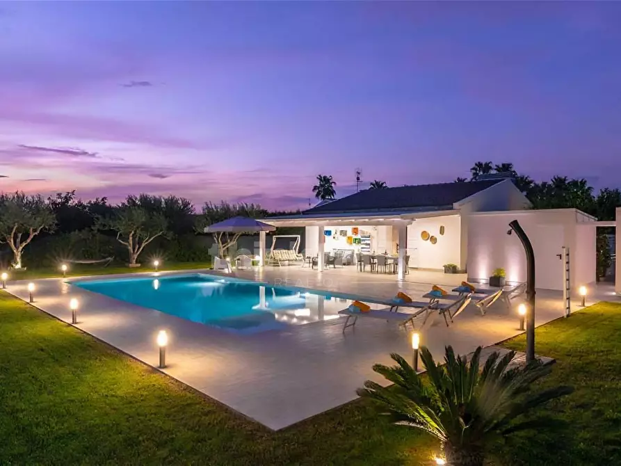 casa indipendente in vendita ad Ispica in zona Santa Maria del Focallo