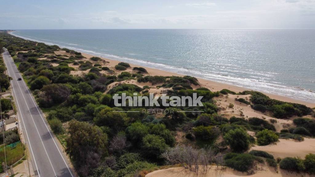 casa indipendente in vendita ad Ispica in zona Santa Maria del Focallo
