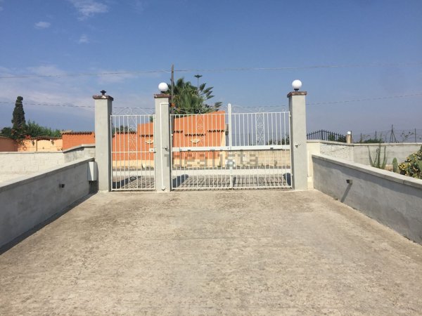 casa indipendente in vendita ad Ispica