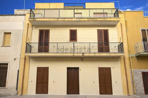 casa indipendente in vendita ad Ispica