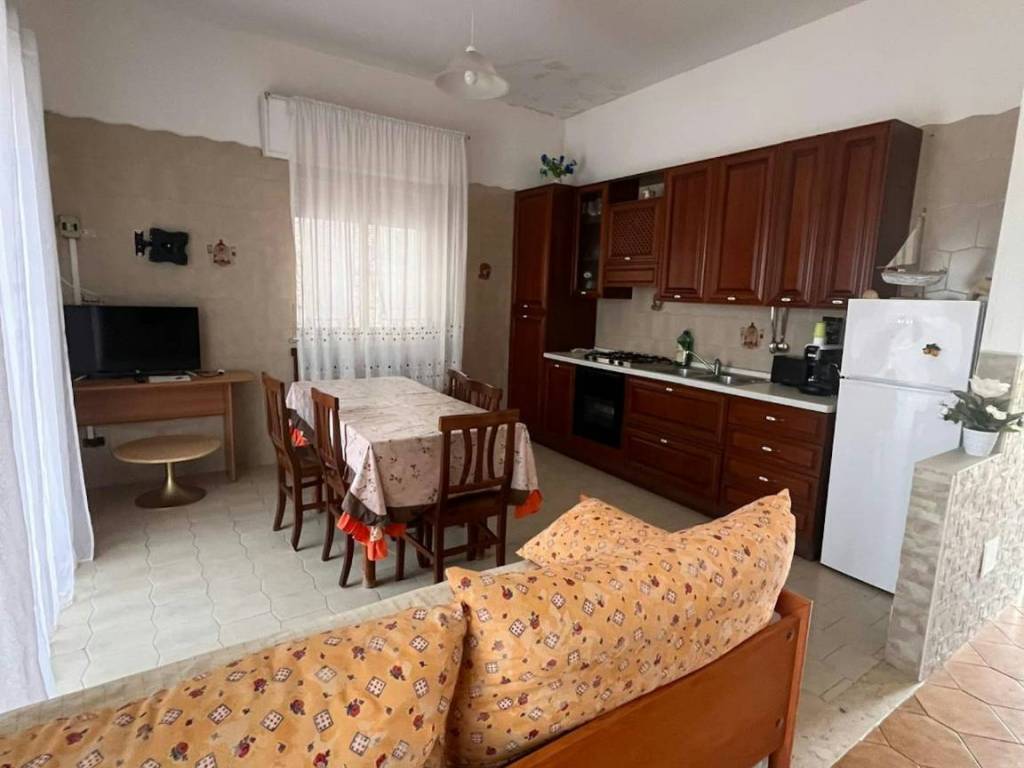 casa indipendente in vendita ad Ispica in zona Santa Maria del Focallo
