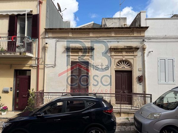 casa indipendente in vendita ad Ispica