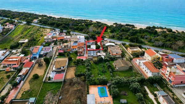 casa indipendente in vendita ad Ispica in zona Santa Maria del Focallo