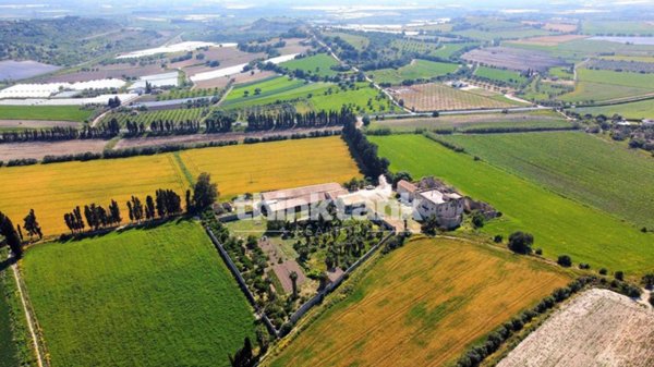 casa indipendente in vendita ad Ispica