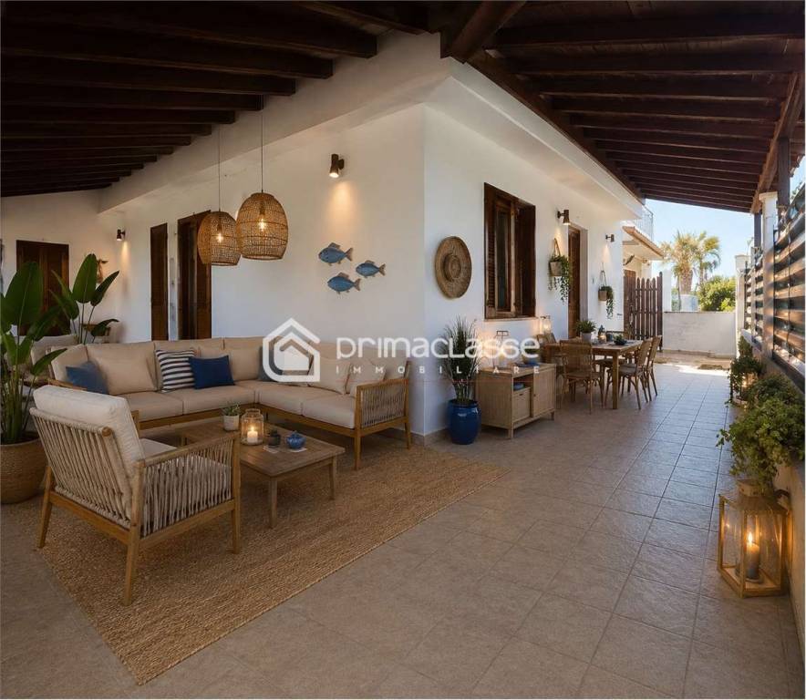 casa indipendente in vendita ad Ispica in zona Santa Maria del Focallo