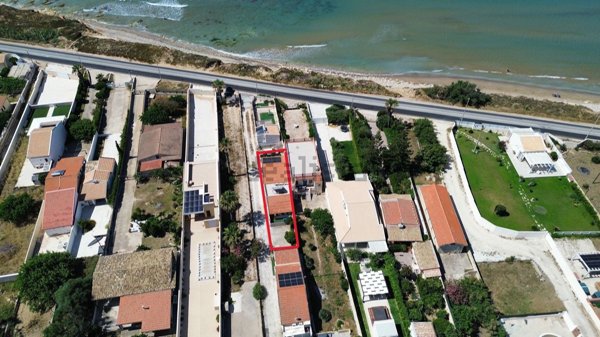 casa indipendente in vendita ad Ispica
