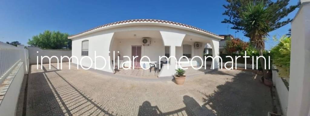 casa indipendente in vendita ad Ispica in zona Santa Maria del Focallo