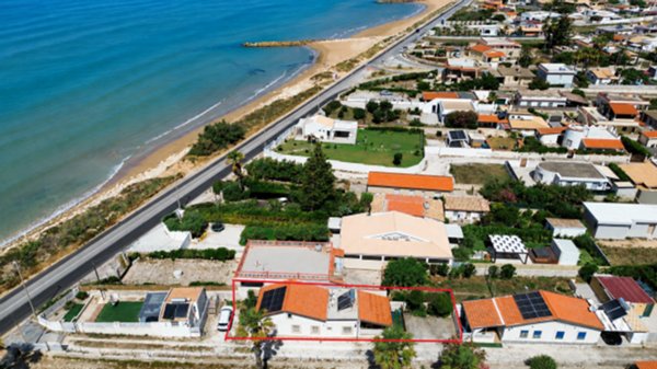 casa indipendente in vendita ad Ispica