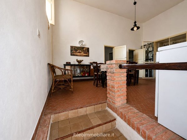 casa indipendente in vendita ad Ispica