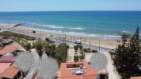casa indipendente in vendita ad Ispica in zona Santa Maria del Focallo
