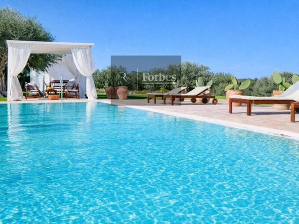 casa indipendente in vendita ad Ispica in zona Santa Maria del Focallo