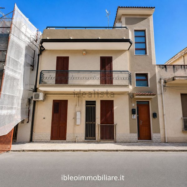 casa indipendente in vendita ad Ispica