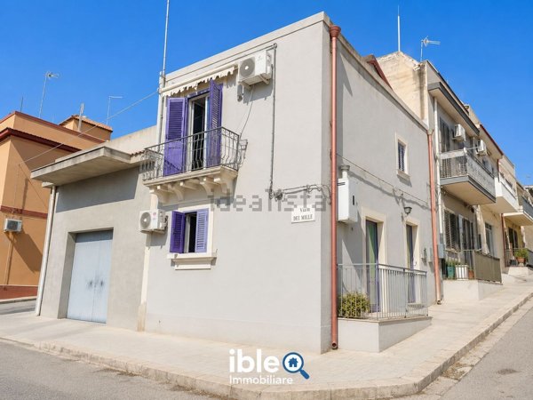 casa indipendente in vendita ad Ispica