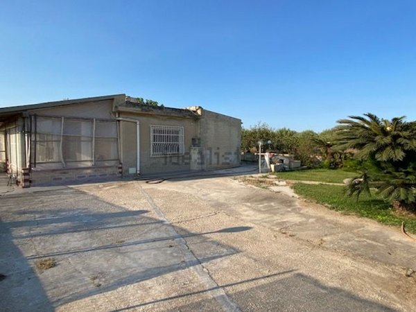 casa indipendente in vendita ad Ispica