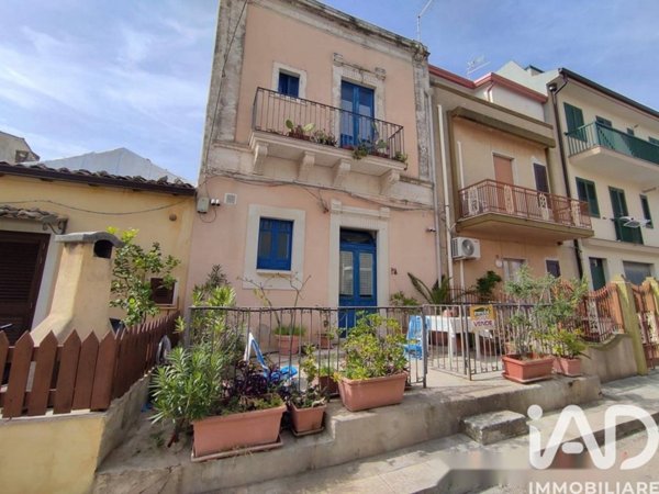 casa indipendente in vendita ad Ispica