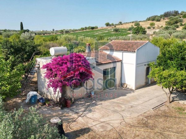casa indipendente in vendita ad Ispica