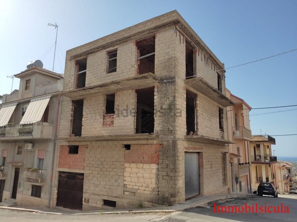 casa indipendente in vendita ad Ispica