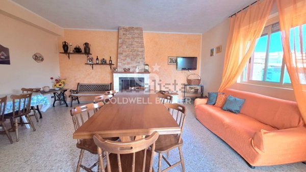 casa indipendente in vendita ad Ispica in zona Santa Maria del Focallo