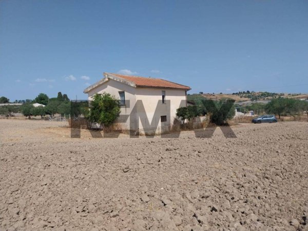 casa indipendente in vendita ad Ispica