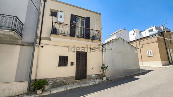 casa indipendente in vendita ad Ispica