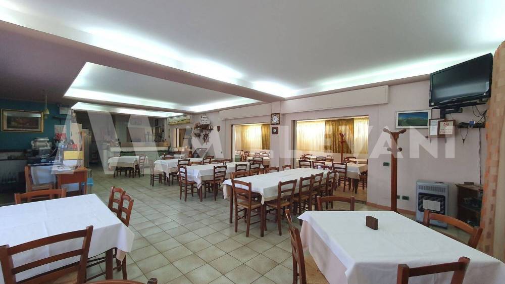locale commerciale in vendita ad Ispica