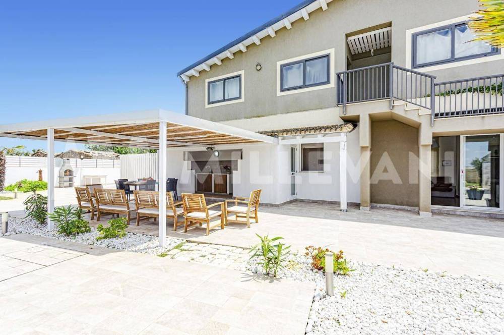 casa indipendente in vendita ad Ispica