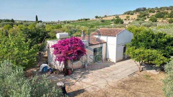 casa indipendente in vendita ad Ispica