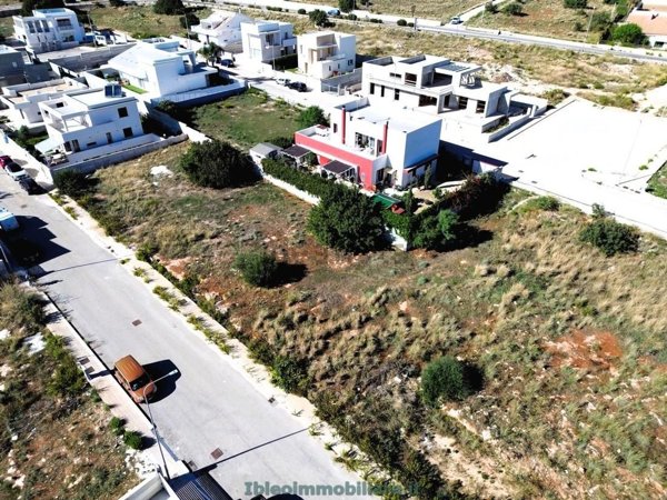 casa indipendente in vendita ad Ispica