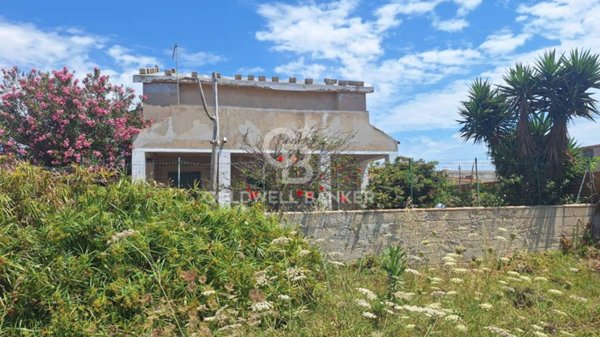 casa indipendente in vendita ad Ispica in zona Santa Maria del Focallo